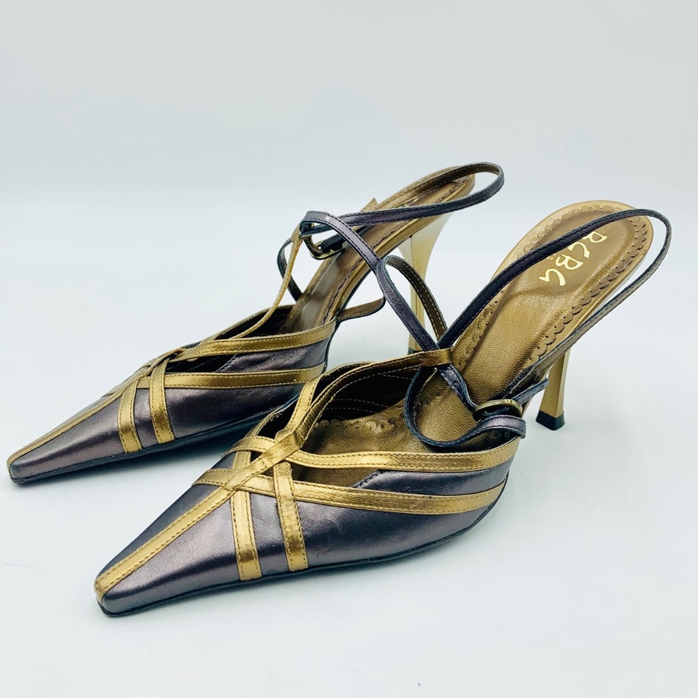 BCBG Paris women’s ankle strap pointed heels sz 7B